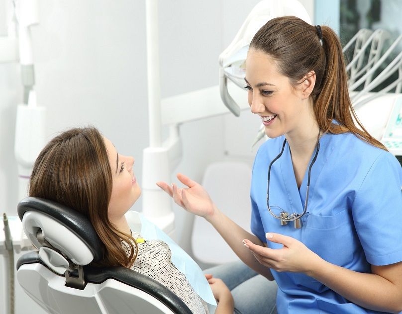 When Should Seniors Visit the Best Dental Clinic in Dubai?